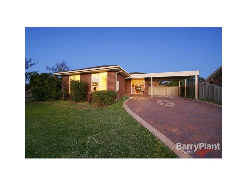 38 Burchall Crescent, Rowville VIC 3178