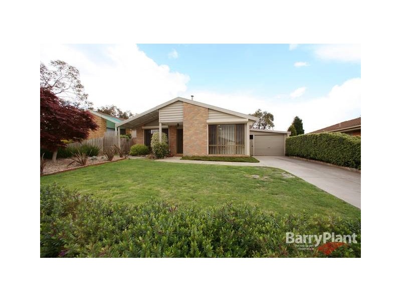 10 Bark Avenue, Rowville VIC 3178