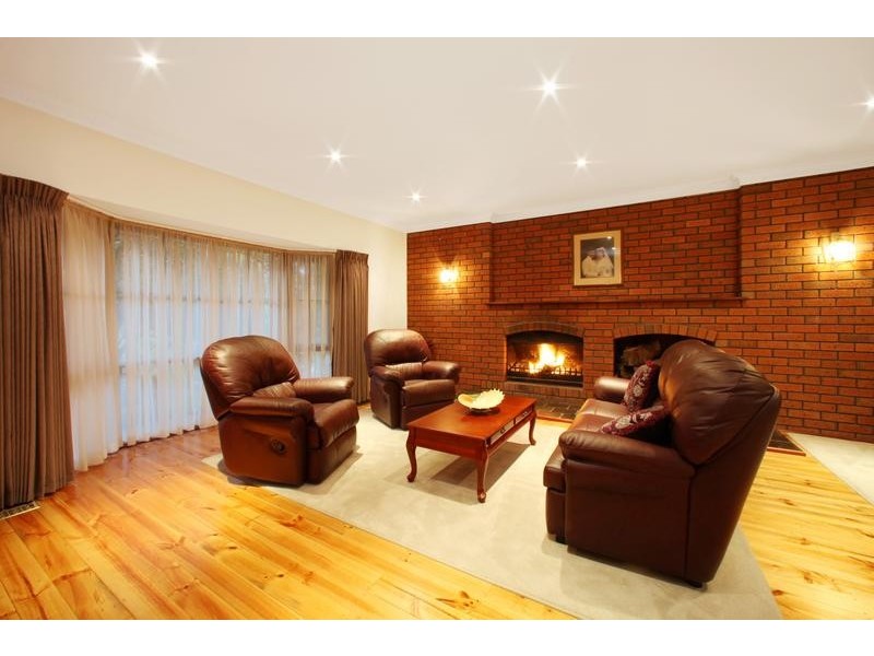 36 Tetragona Quadrant, Rowville VIC 3178