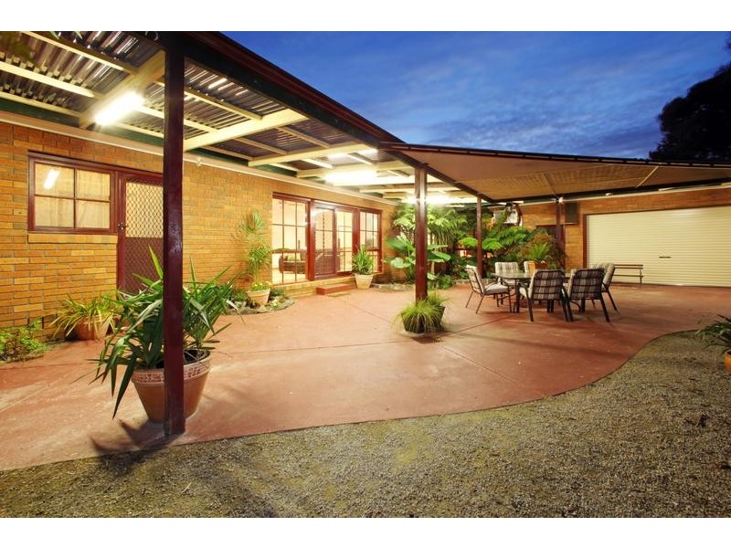 36 Tetragona Quadrant, Rowville VIC 3178