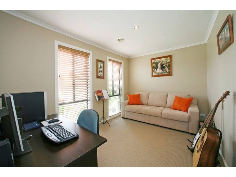 100 Heany Park Road, Rowville VIC 3178