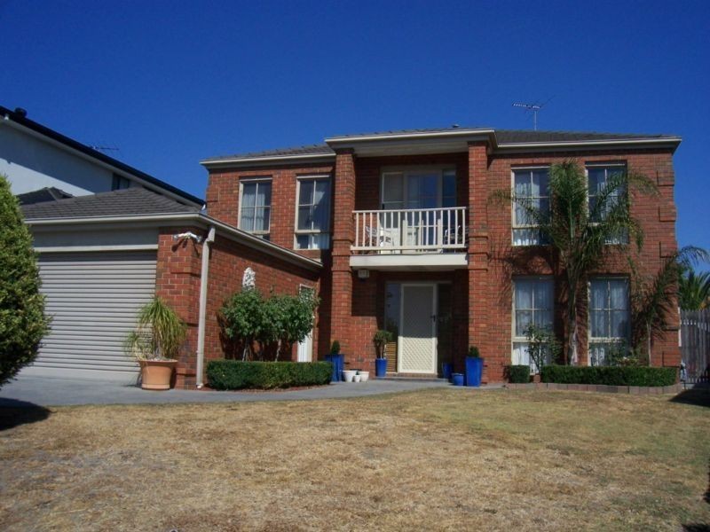363 Dandelion Drive, Rowville VIC 3178