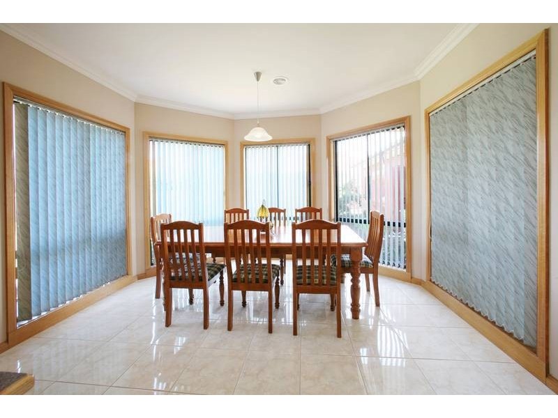 2 Callander Place, Lysterfield VIC 3156