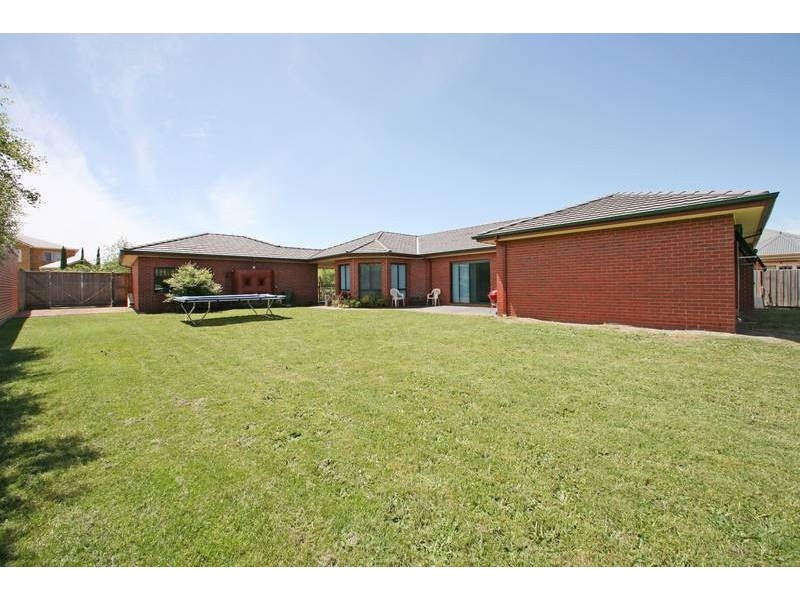 2 Callander Place, Lysterfield VIC 3156