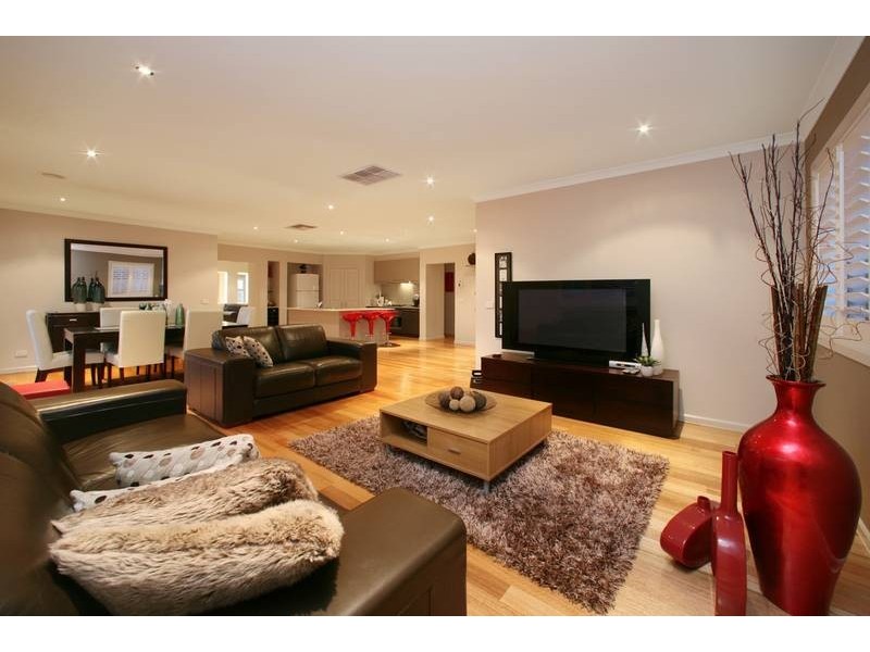 2 Narani Court, Ferntree Gully VIC 3156