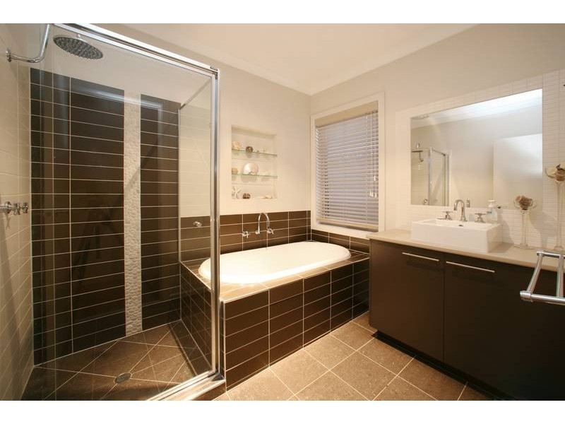 2 Narani Court, Ferntree Gully VIC 3156