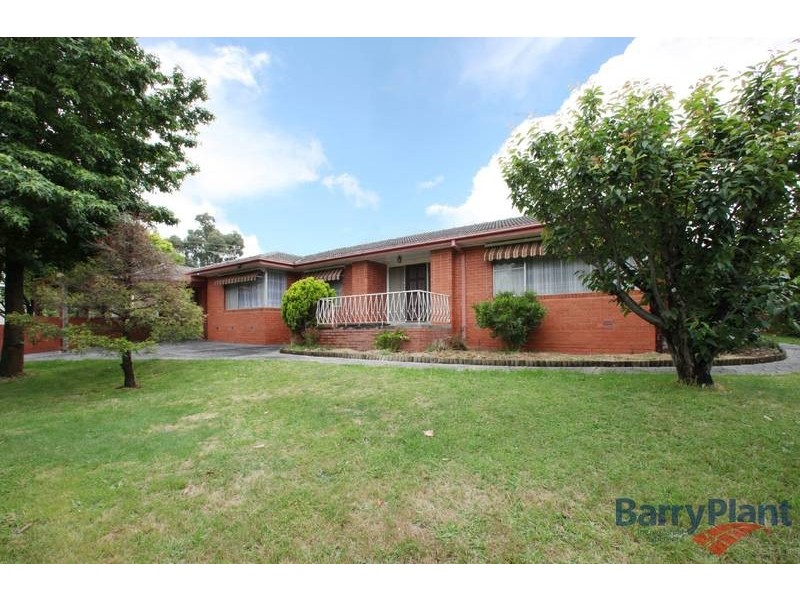 8 Eurella Crescent, Rowville VIC 3178