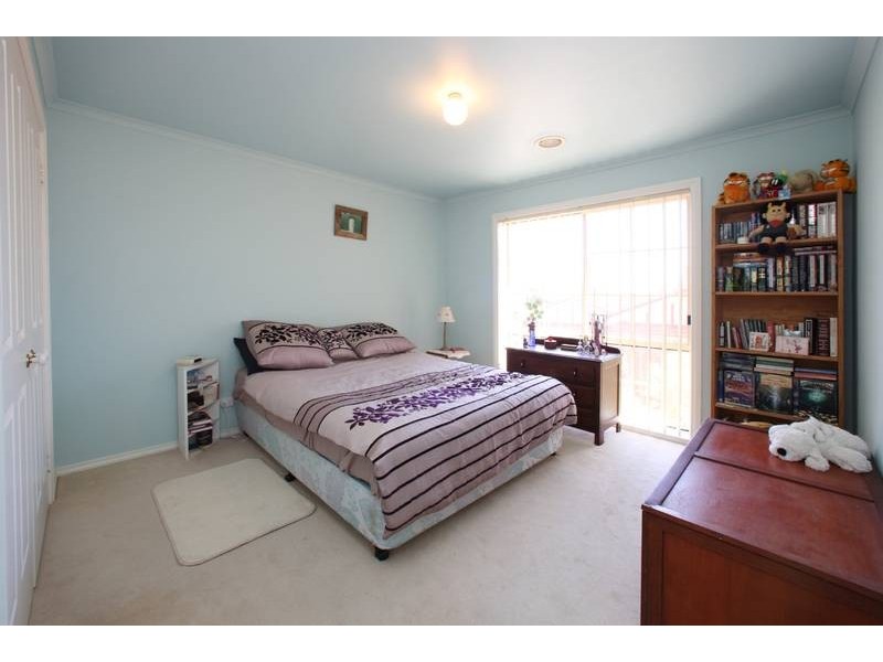 2/7 Hillcrest Avenue, Ferntree Gully VIC 3156