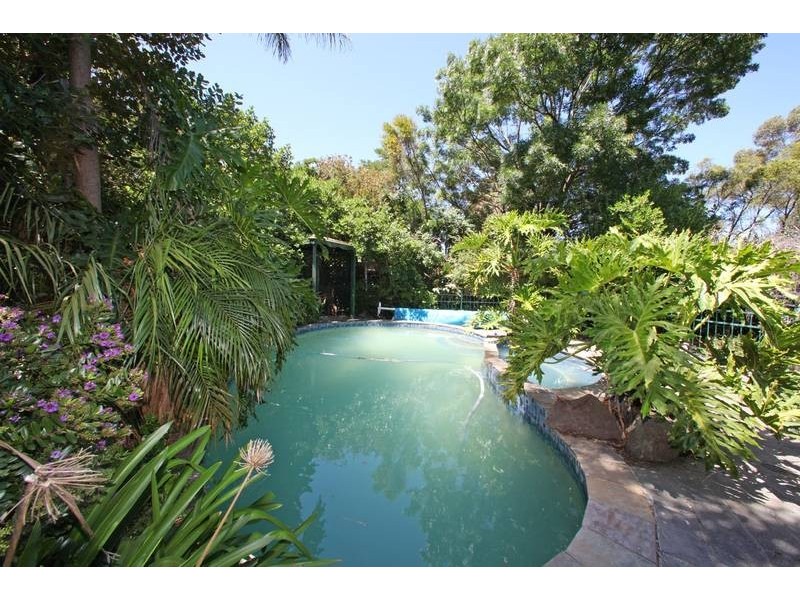 11 Bristol Place, Rowville VIC 3178