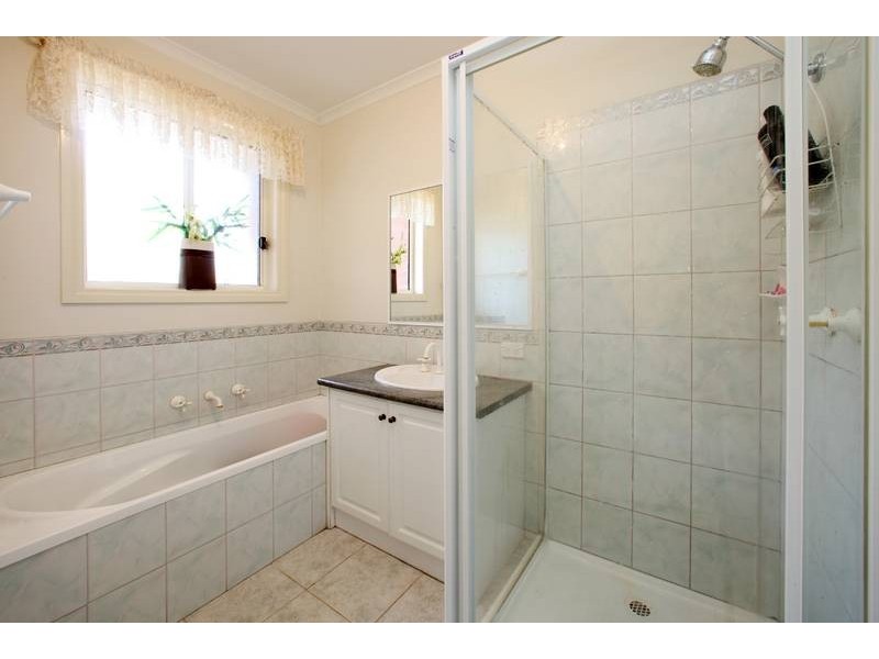 9/33 Elliot Street, Knoxfield VIC 3180