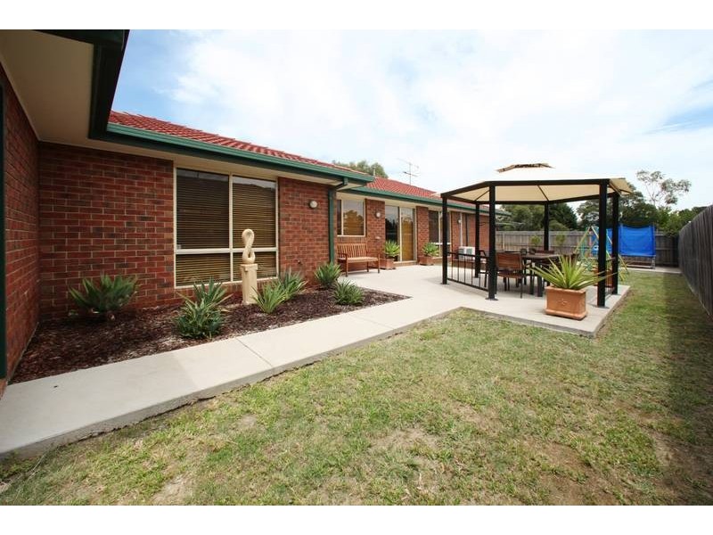 8 Rosebank Court, Rowville VIC 3178