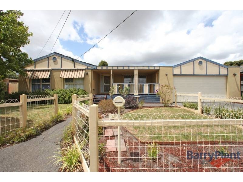 13 Drummond Crescent, Rowville VIC 3178