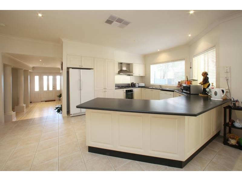 69 Major Crescent, Lysterfield VIC 3156