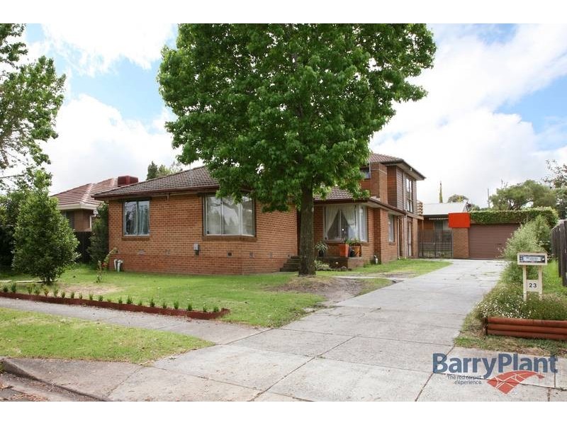 23 Stamford Crescent, Rowville VIC 3178