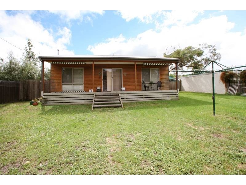 23 Stamford Crescent, Rowville VIC 3178
