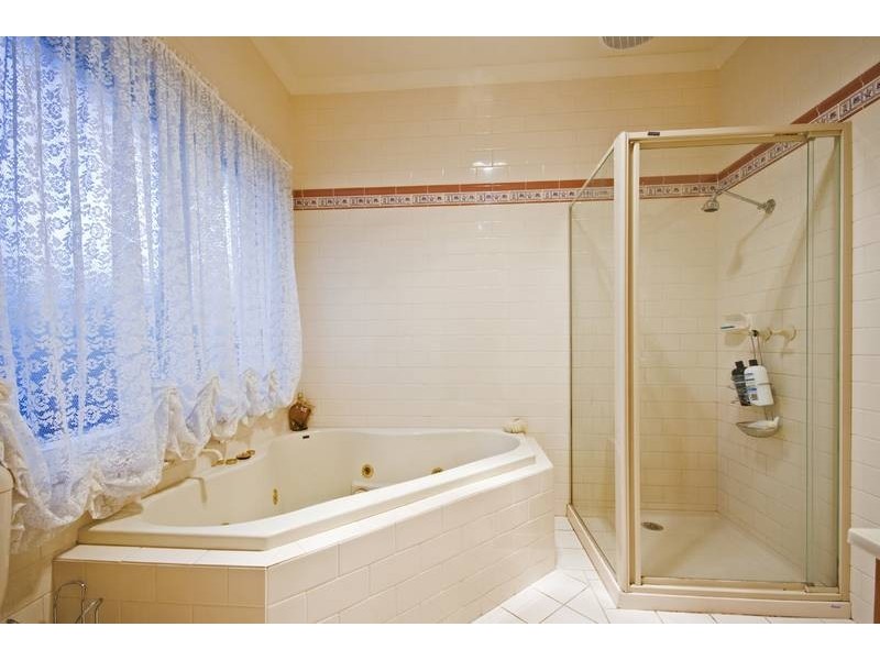 13 Crossley Court, Lysterfield VIC 3156