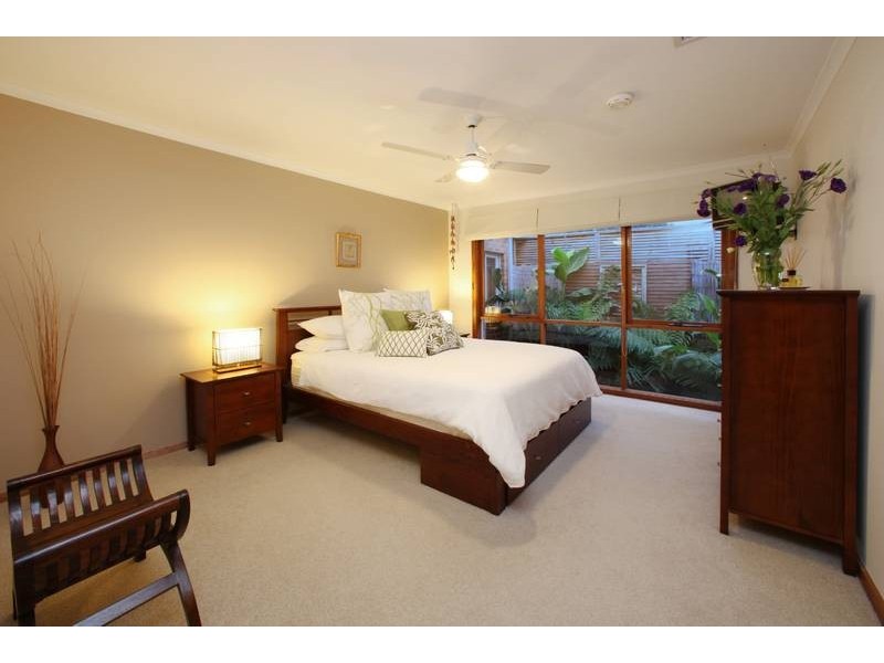 24 Lambourne Avenue, Rowville VIC 3178