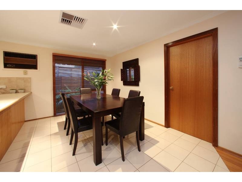 24 Lambourne Avenue, Rowville VIC 3178