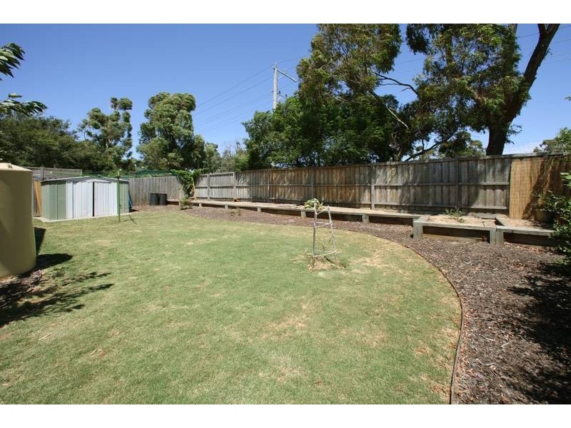 24 Lambourne Avenue, Rowville VIC 3178