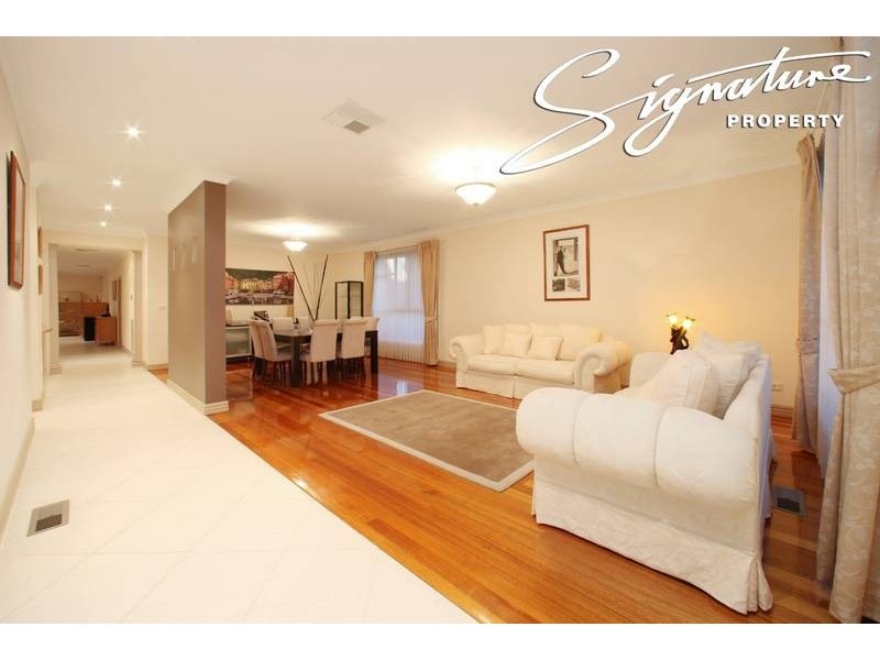 443 Dandelion Drive, Rowville VIC 3178
