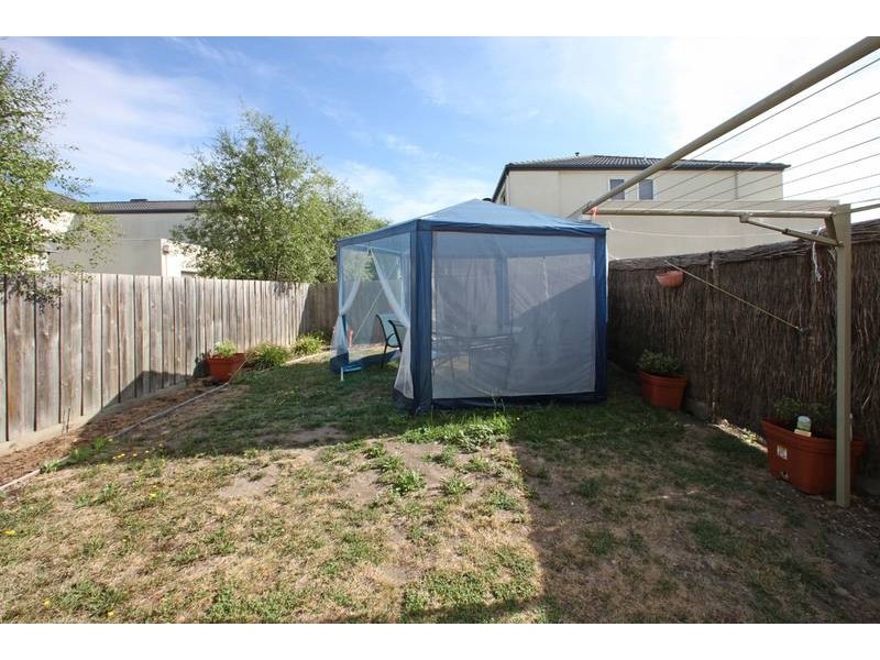 82 Sovereign Manors Crescent, Rowville VIC 3178