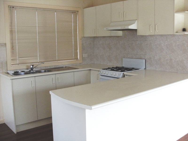 23 Stamford Crescent, Rowville VIC 3178