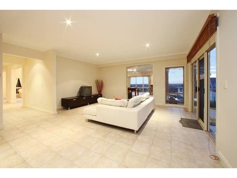 2 Sunset Terrace, Lysterfield VIC 3156