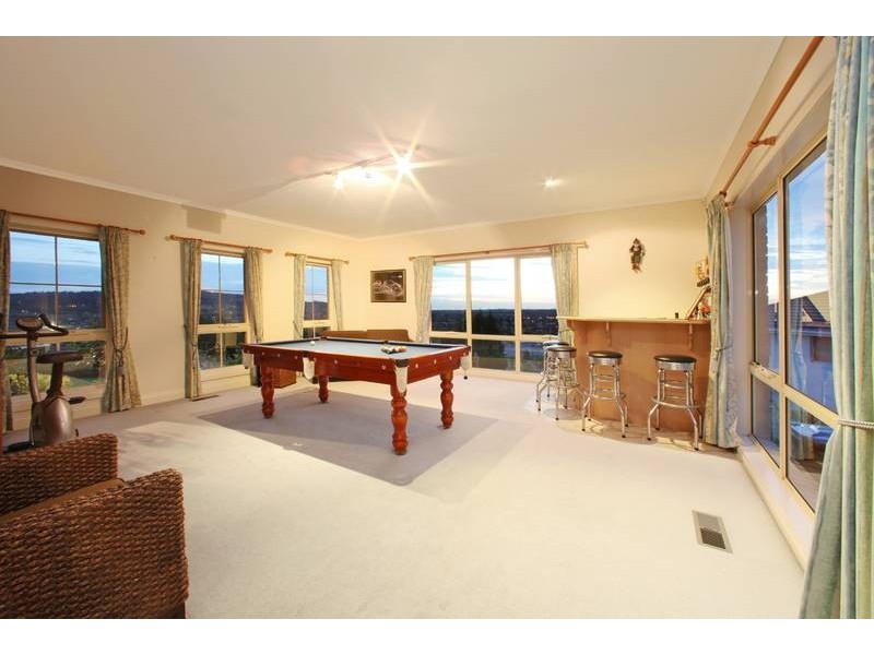 2 Sunset Terrace, Lysterfield VIC 3156