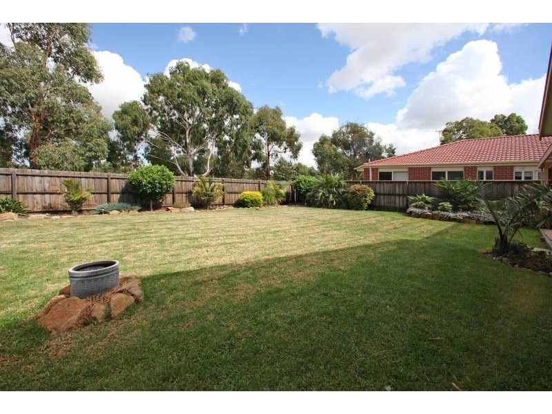 16 Cheryl Crescent, Ferntree Gully VIC 3156