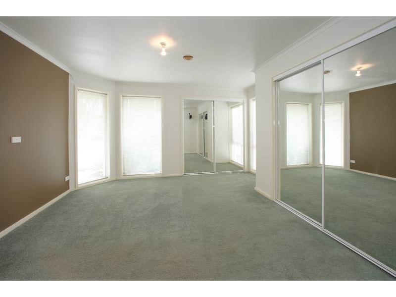 121 Kellbourne Drive, Rowville VIC 3178