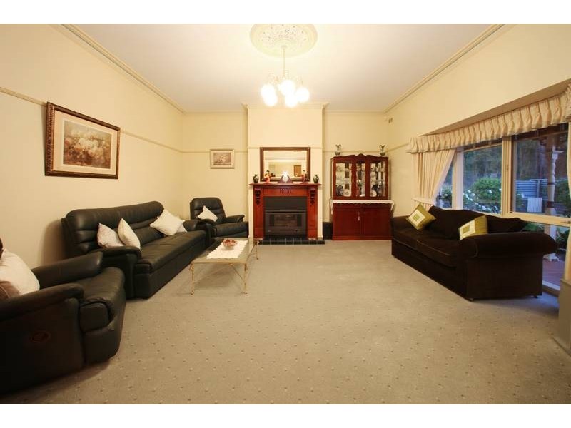 17 Cornish Road, Lysterfield VIC 3156