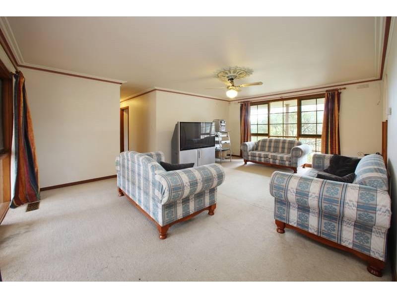 17 Timbertop Drive, Rowville VIC 3178