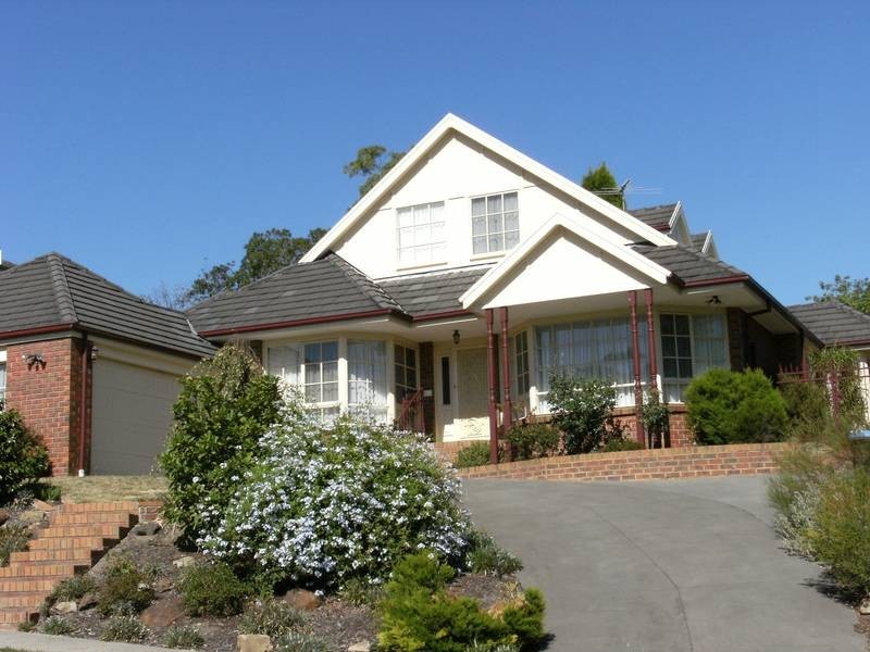 9 Oaktree Rise, Lysterfield VIC 3156
