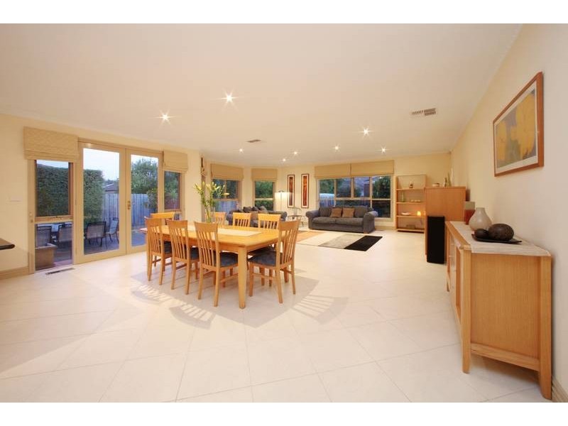 443 Dandelion Drive, Rowville VIC 3178