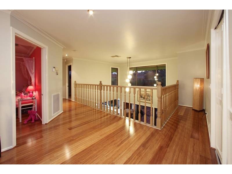 41 Candlebark Quadrant, Rowville VIC 3178