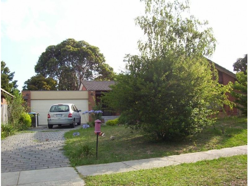 12 Cardinia Way, Rowville VIC 3178