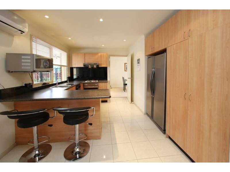 9 Glenlea Close, Rowville VIC 3178
