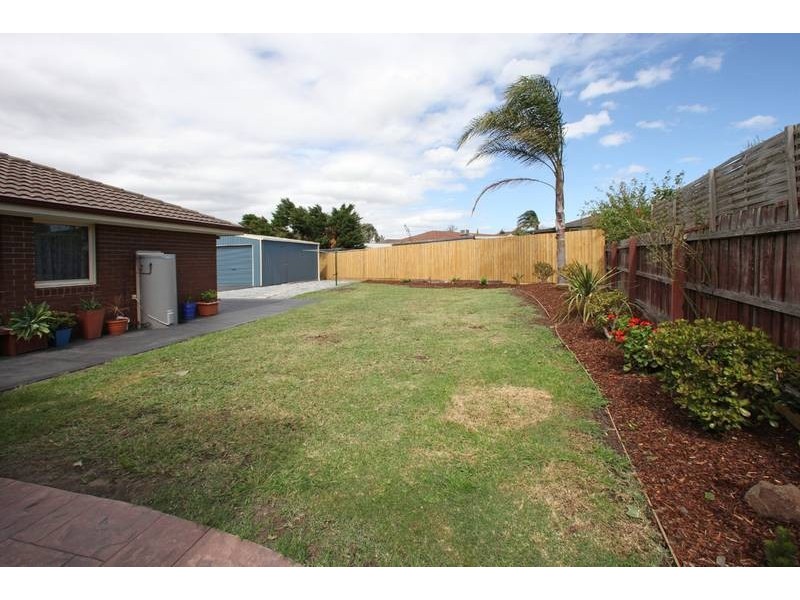 9 Glenlea Close, Rowville VIC 3178
