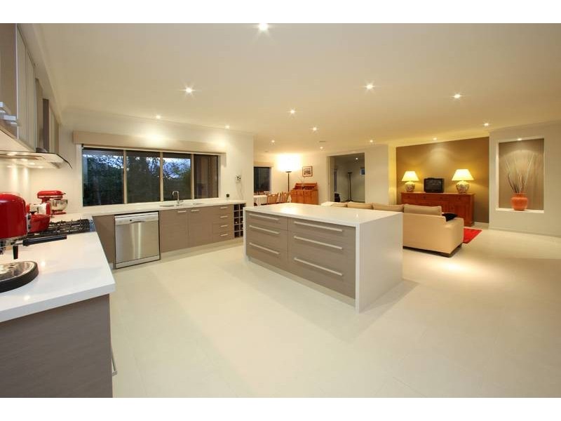 17 Rathgar Road, Lysterfield VIC 3156