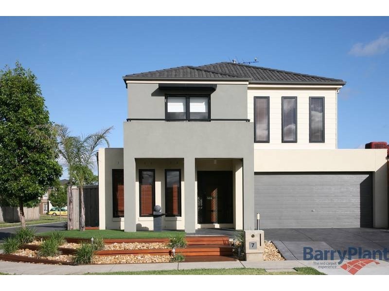 7 Monbulk Crescent, Rowville VIC 3178