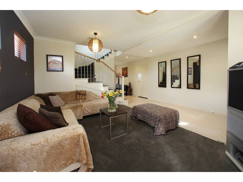 7 Monbulk Crescent, Rowville VIC 3178