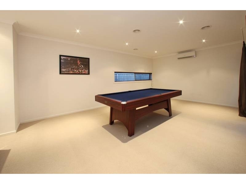 38 Koolamara Boulevard, Ferntree Gully VIC 3156