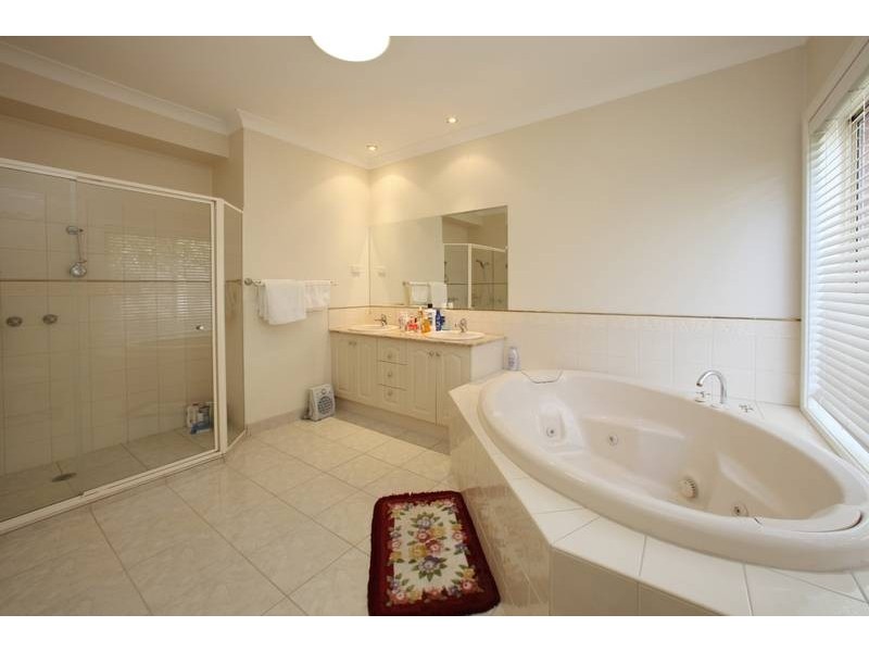 13 Kempston Court, Rowville VIC 3178