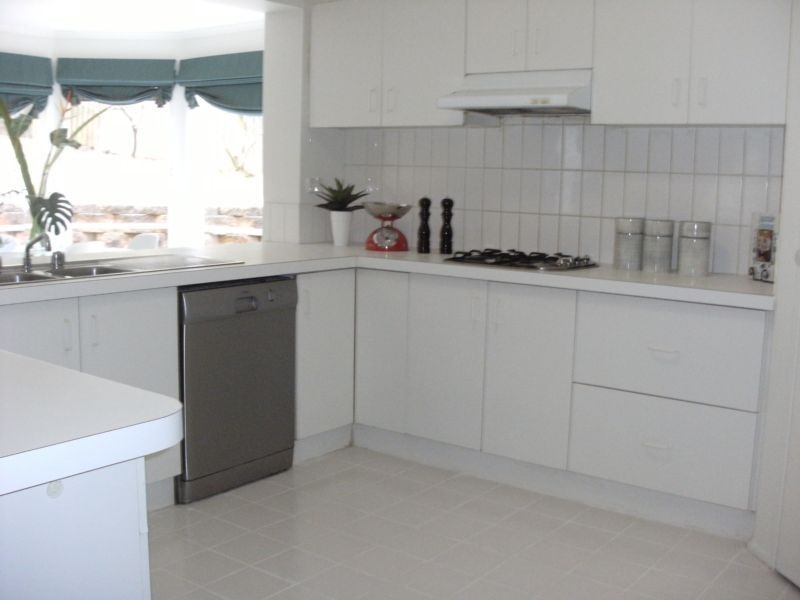 156 Turramurra Drive, Rowville VIC 3178