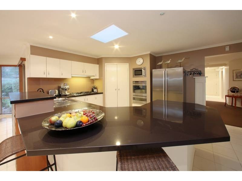 11 Nagle Court, Rowville VIC 3178