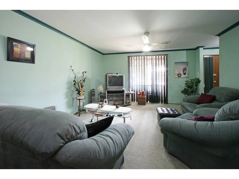 38 Landsborough Avenue, Rowville VIC 3178