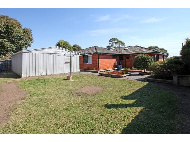 18 Fourth Avenue, Rowville VIC 3178