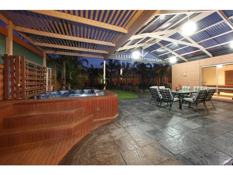 10 Stephenson Court, Rowville VIC 3178