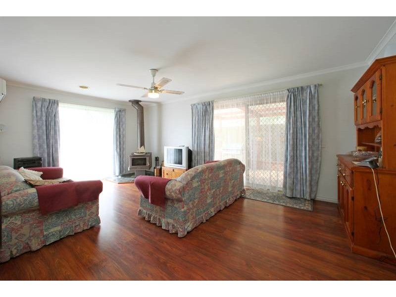 23 Quail Way, Rowville VIC 3178