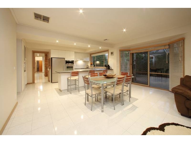 34 Bianca Court, Rowville VIC 3178